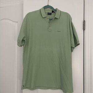 Patagonia Men's Green Polo Shirt Short sleeve collared 100% Cotton Size M